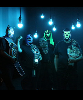 Los Enmascarados